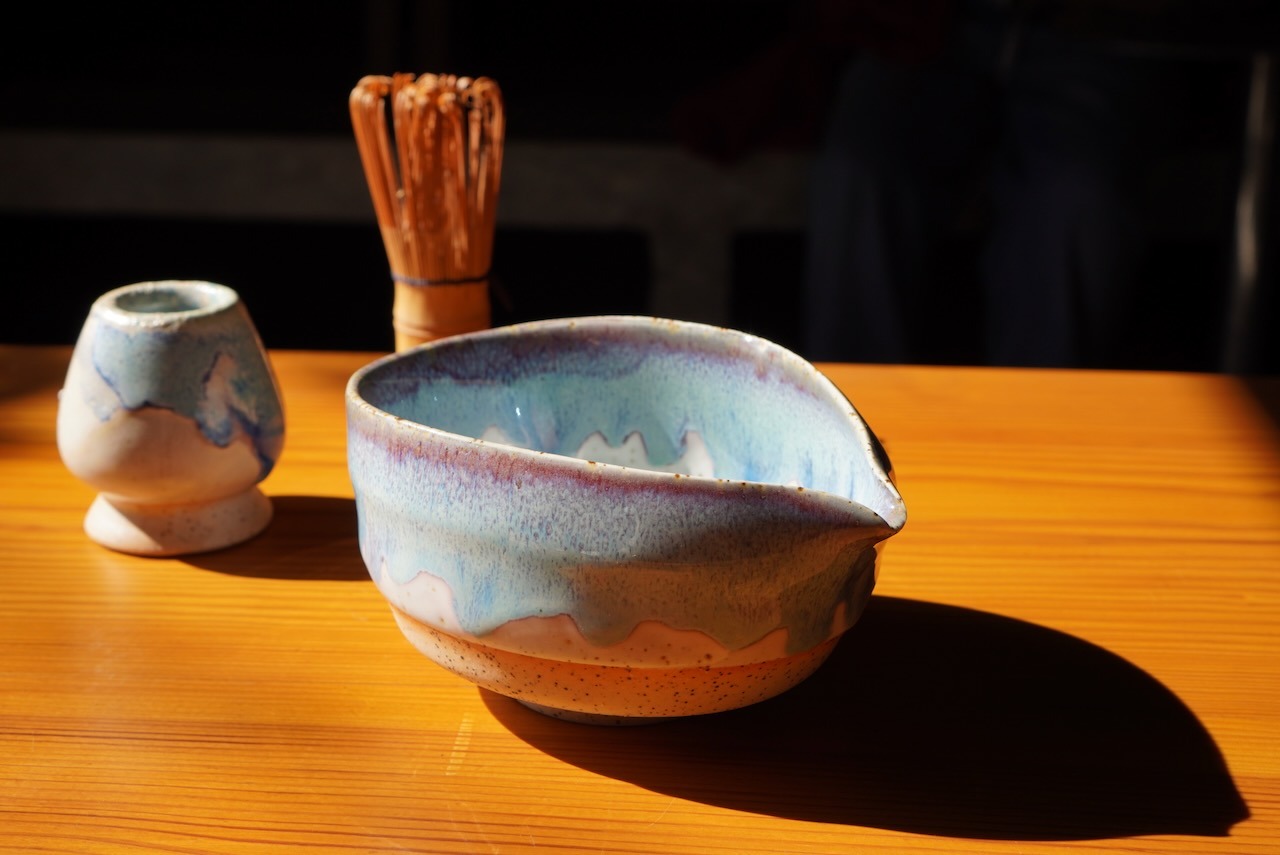 Chawan (Matcha bowl) ถ้วยชงชามัทฉะ สำหรับชงชามัทฉะ ผลิตแบบแฮนเมด ช่วยตีชามัทฉะได้เนื้อเนียนละเอียดเป็นพิเศษ - Image 4