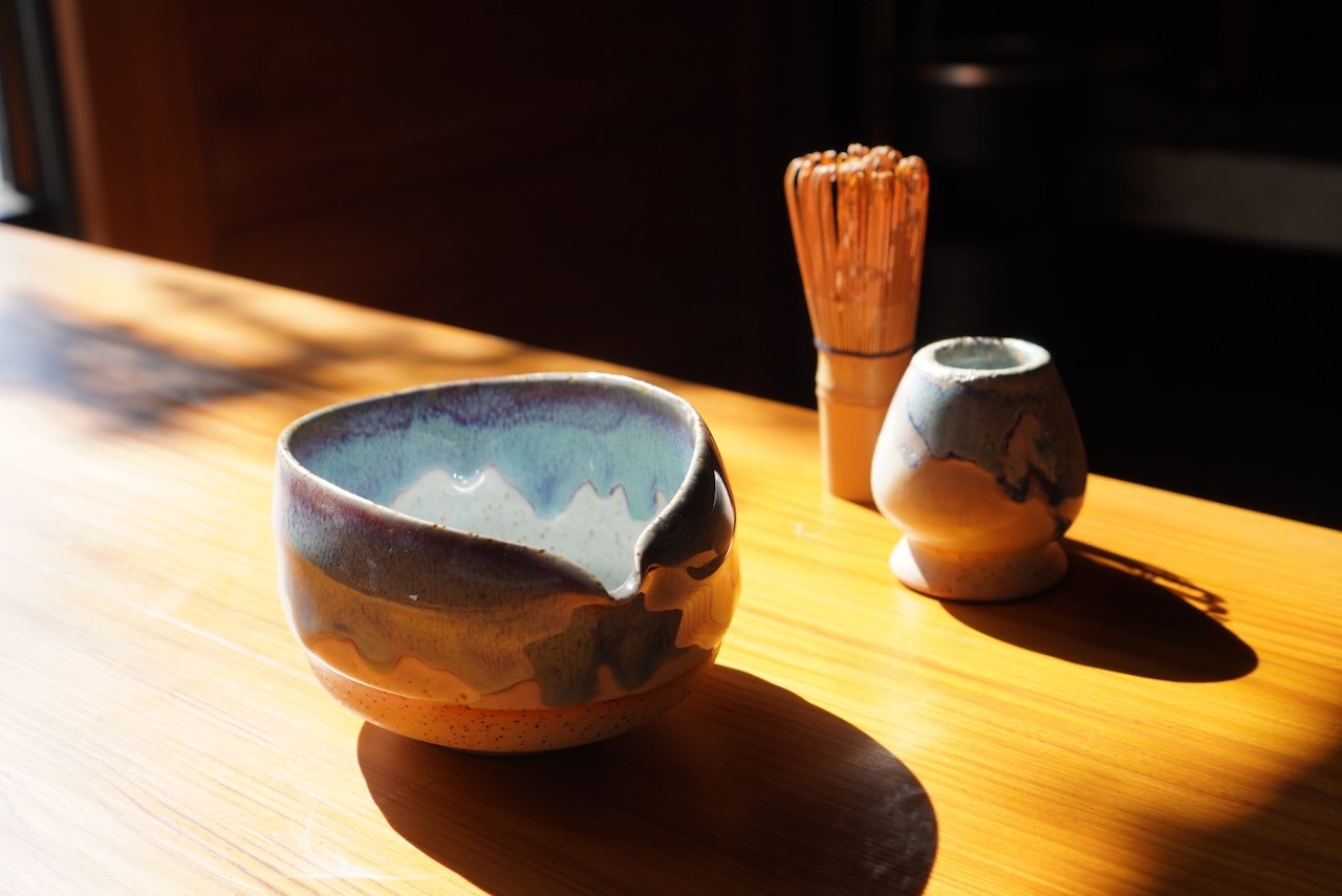 Chawan (Matcha bowl) ถ้วยชงชามัทฉะ สำหรับชงชามัทฉะ ผลิตแบบแฮนเมด ช่วยตีชามัทฉะได้เนื้อเนียนละเอียดเป็นพิเศษ - Image 2