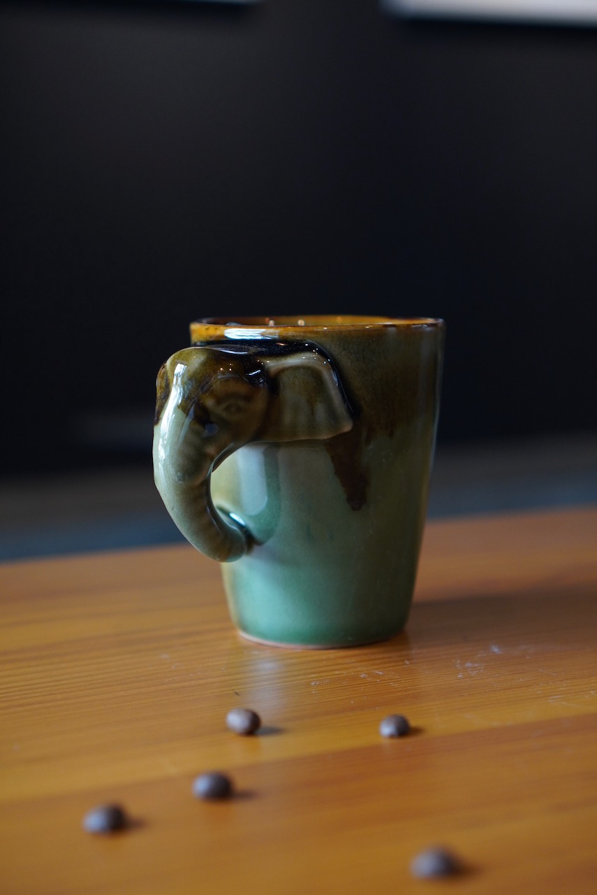 แก้วช้างนำโชค |แก้วกาแฟเซรามิกรูปช้างแสนน่ารัก | แก้วมัคช้างมินิมอล แก้วเซรามิกช้างแฮนด์เมด markceramic! ปั้นและเพ้นท์ด้วยมืออย่างพิถีพิถัน - Image 10