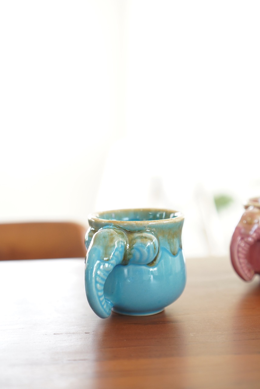 แก้วเซรามิกช้างแฮนด์เมดสุดน่ารักปั้นและเพ้นท์ด้วยมืออย่างพิถีพิถัน ทำให้ได้รายละเอียดของน้องช้างที่น่าเอ็นดู - Image 14