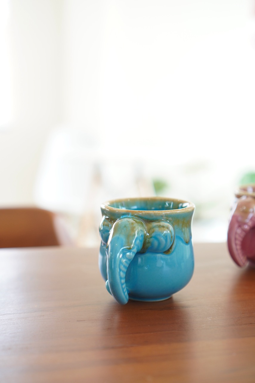 แก้วเซรามิกช้างแฮนด์เมดสุดน่ารักปั้นและเพ้นท์ด้วยมืออย่างพิถีพิถัน ทำให้ได้รายละเอียดของน้องช้างที่น่าเอ็นดู - Image 15